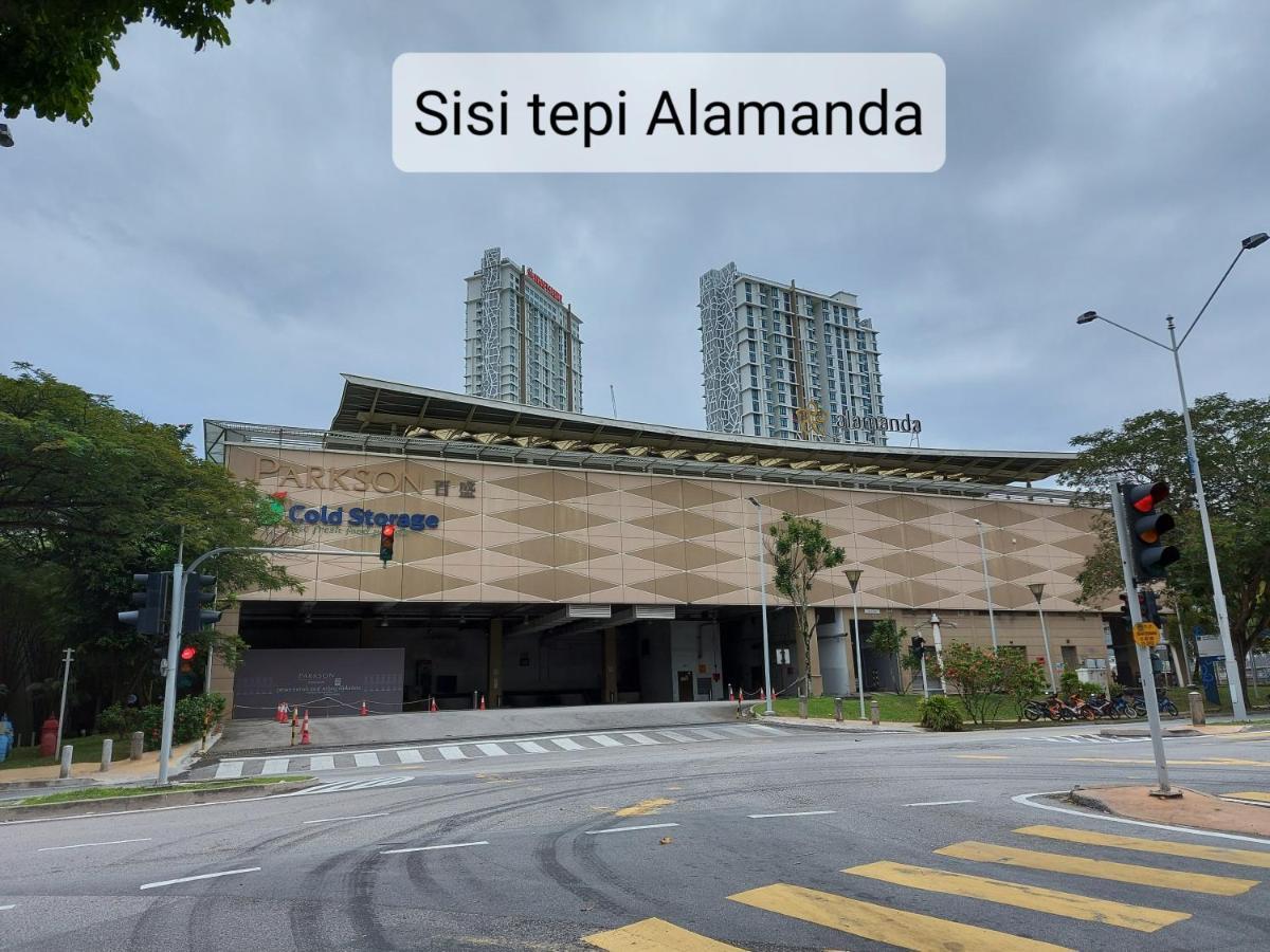 Dg Homestaymuslim Putrajaya - Near Alamanda 외부 사진