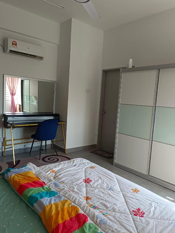 Dg Homestaymuslim Putrajaya - Near Alamanda 외부 사진